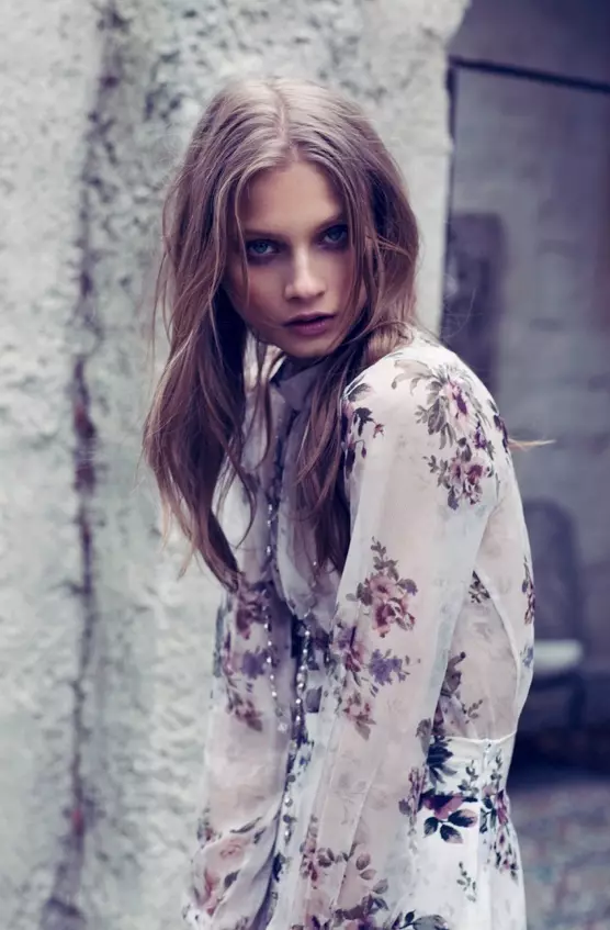 Anna Selezneva dobiva gotiku u oglasima For Love & Lemons jesen 2013