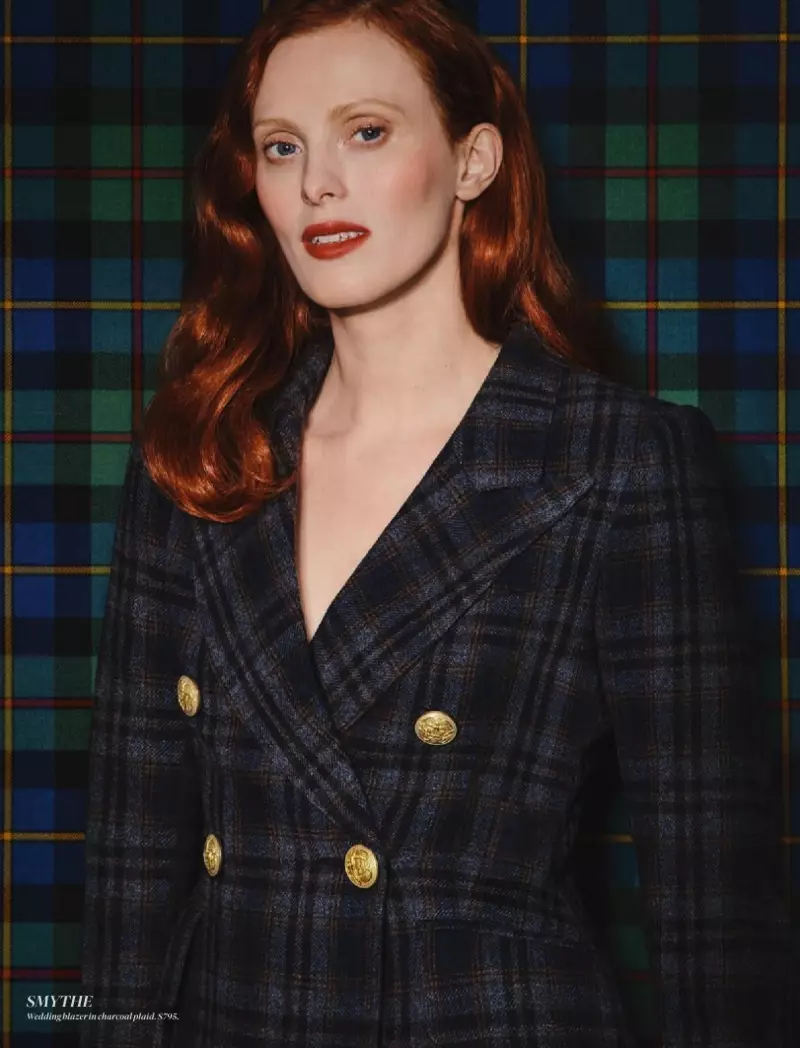 Karen Elson Ji bo Kovara Holt Renfrew awirên sofîstîke li xwe dike