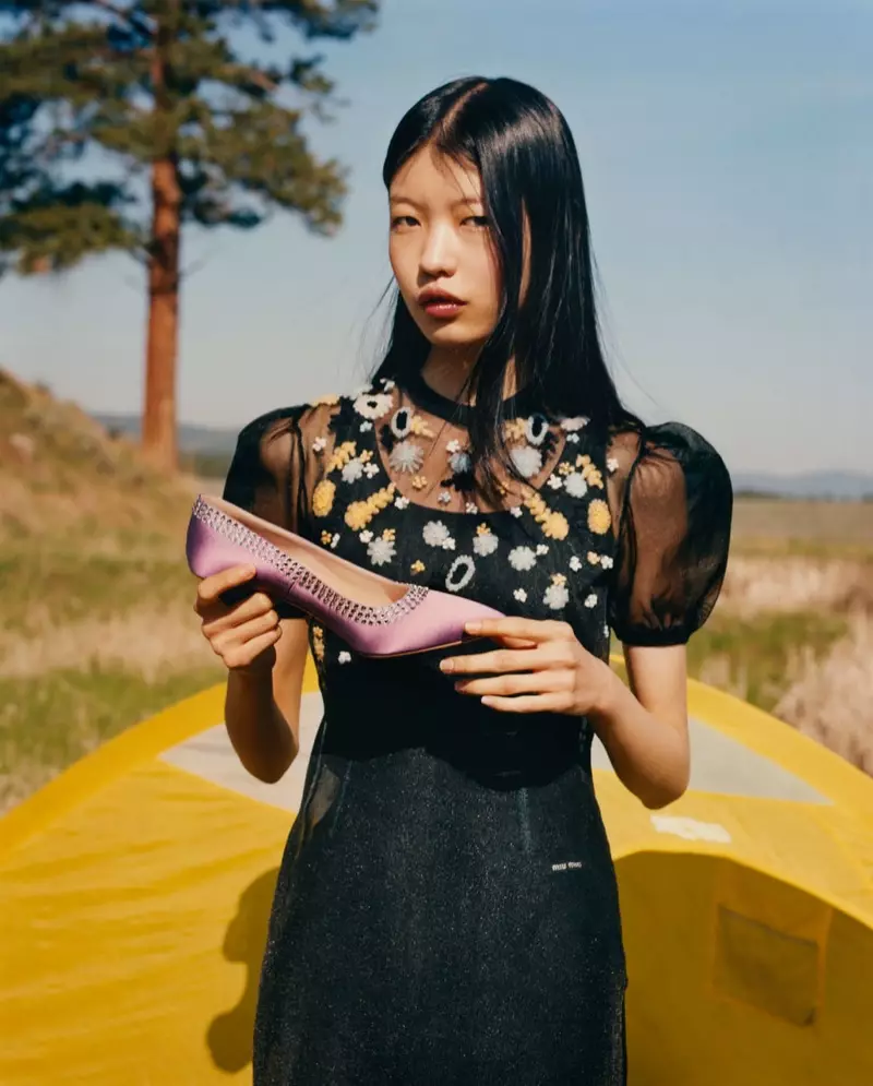 Tang He lidera a campaña outono-inverno 2019 de Miu Miu