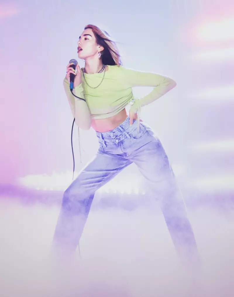 Fa'asalalauina vibes toe, Dua Lipa i luma Pepe Jeans tautotogo-taumafanafana 2020 fa'apolopolo