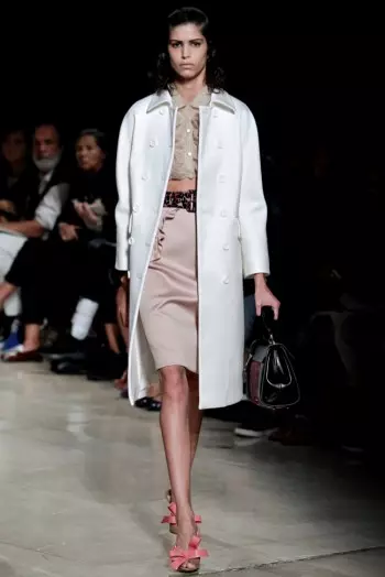 Miu Miu printemps 2015 : à travers les décennies