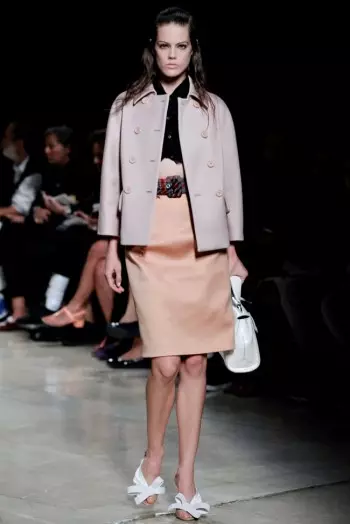 Miu Miu printemps 2015 : à travers les décennies