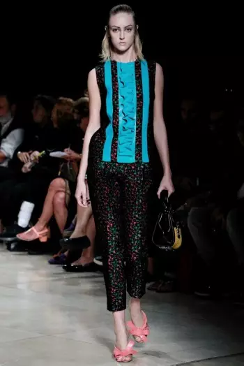 Miu Miu Spring 2015: Qua nhiều thập kỷ