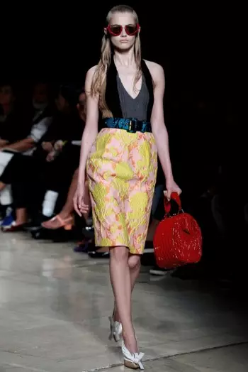 Miu Miu Spring 2015: Site na iri afọ