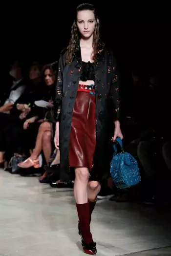 Miu Miu Spring 2015: Site na iri afọ