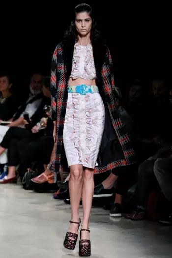 Miu Miu Spring 2015: Sa Paglipas ng mga Dekada