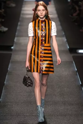 Louis Vuitton 2015 жылдың көктемінде жаңа ретроға шығады