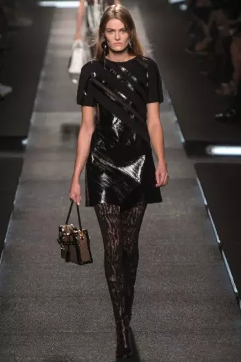 Louis Vuitton 2015 жылдың көктемінде жаңа ретроға шығады