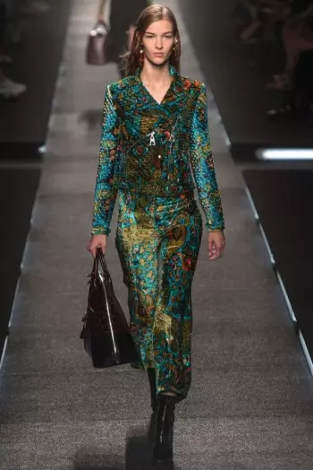 Louis Vuitton 2015-nji ýylyň bahary üçin täze retro çykýar