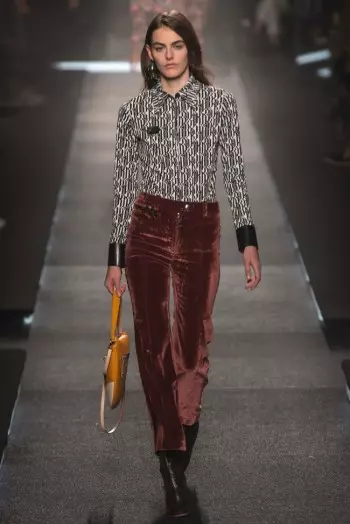 Louis Vuitton Apita Retro Yatsopano ya Spring 2015