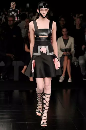 Alexander McQueen Spring 2015: Ода кимоно