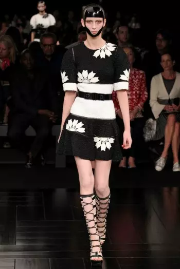 Alexander McQueen Wiosna 2015: Oda do kimona