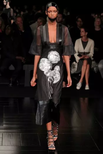 Alexander McQueen Spring 2015: Ода кимоно