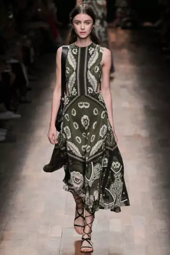 Valentino Primavera 2015: Un grande viaggio