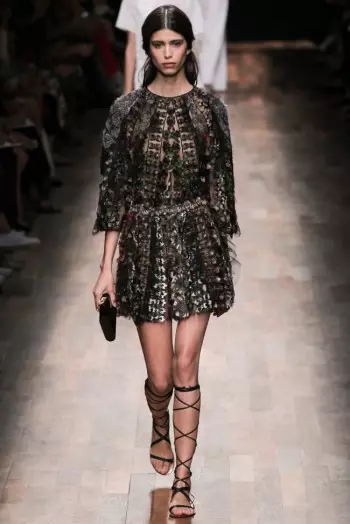 Valentino Spring 2015: Ose Malaga Tele