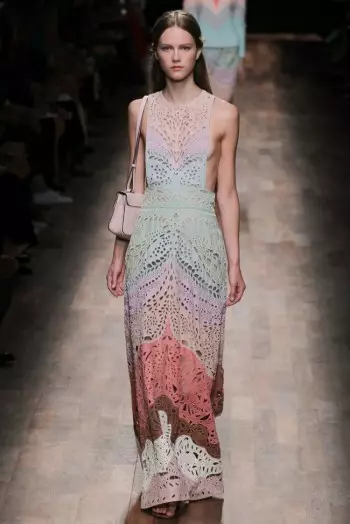 Valentino Spring 2015: большое путешествие