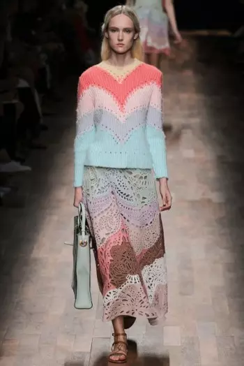 Valentino Spring 2015: Ose Malaga Tele