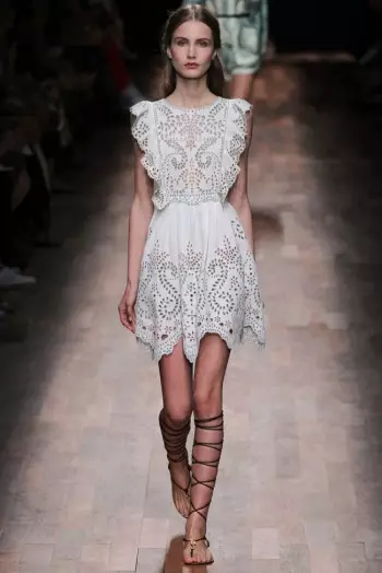 I-Valentino Spring 2015: Uhambo Olukhulu