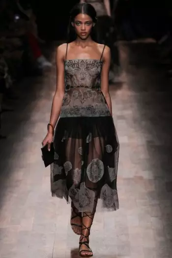 Valentino Spring 2015: Usa ka Dakong Panaw