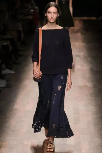 Valentino Spring 2015: A Grand Journey