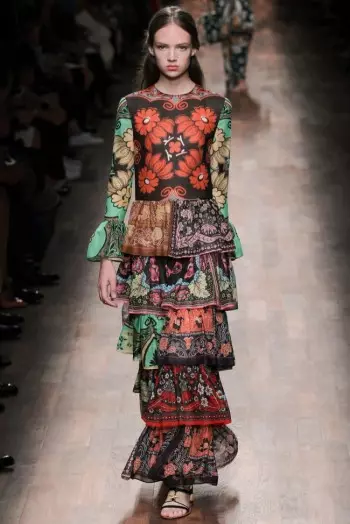 Valentino Spring 2015: Babban Tafiya