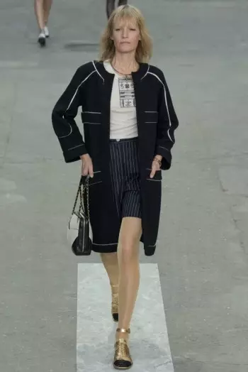 Chanel hace una declaración para la primavera de 2015