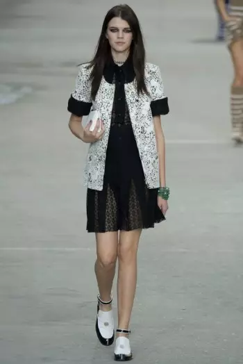 Chanel Amapanga Chidziwitso cha Spring 2015