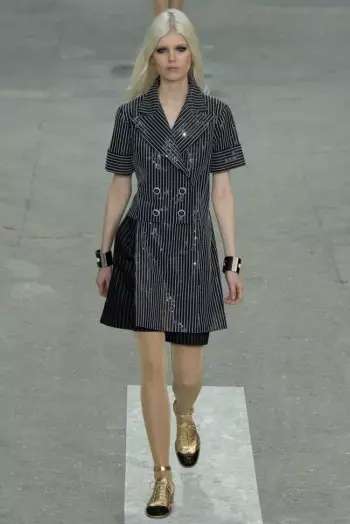 Chanel барои баҳори соли 2015 изҳорот медиҳад