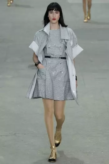 Chanel барои баҳори соли 2015 изҳорот медиҳад