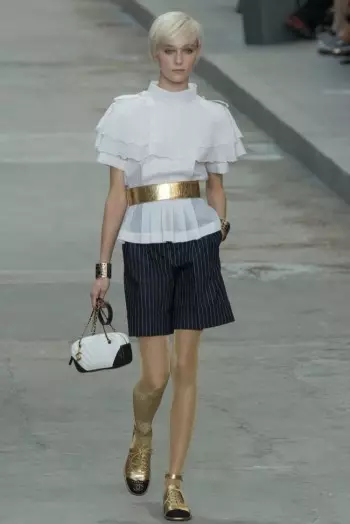 Chanel hace una declaración para la primavera de 2015