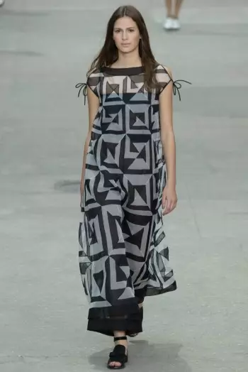 Chanel 2015-жылдын жазы үчүн билдирүү жасады