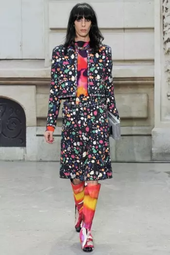 Chanel hace una declaración para la primavera de 2015