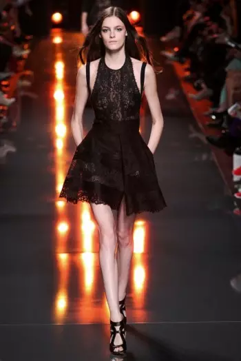 Elie Saab Gwanwyn 2015: Cariad Tanddwr