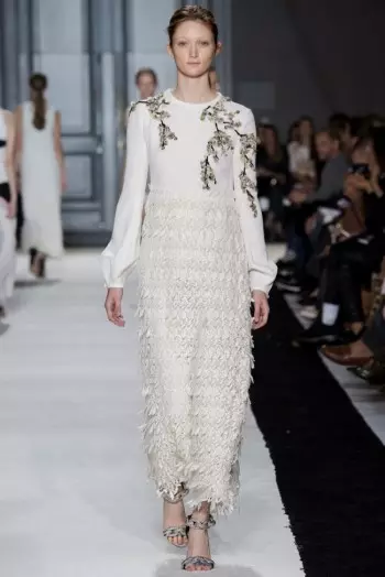 Giambattista Valli Spring 2015: Kuweka kwenye pindo