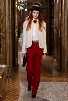 Voir le défilé Chanel pré-automne 2015 d'inspiration autrichienne