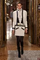 Onani Chanel's Austrian Inspired Pre-Fall 2015 Runway Show