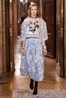 Bekijk Chanel's Oostenrijks geïnspireerde pre-herfst 2015 catwalkshow