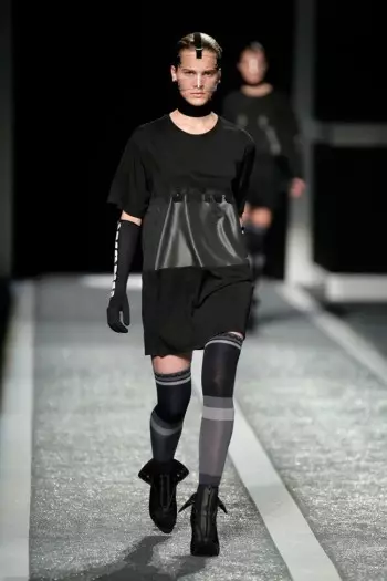 Den Alexander Wang huet eng Runway Show fir seng H&M Collaboration ofgehalen