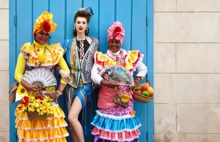 Anais Pouliot Vogue Taiwan үчүн Кубада түстүү стилдерди моделдеди