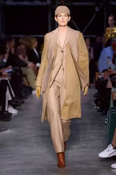 Burberry ofrece contraste para o outono de 2019