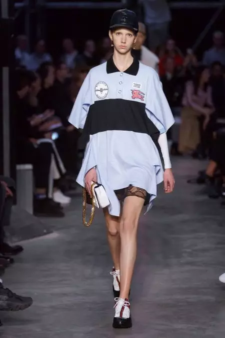 Burberry מספק ניגודיות לסתיו 2019