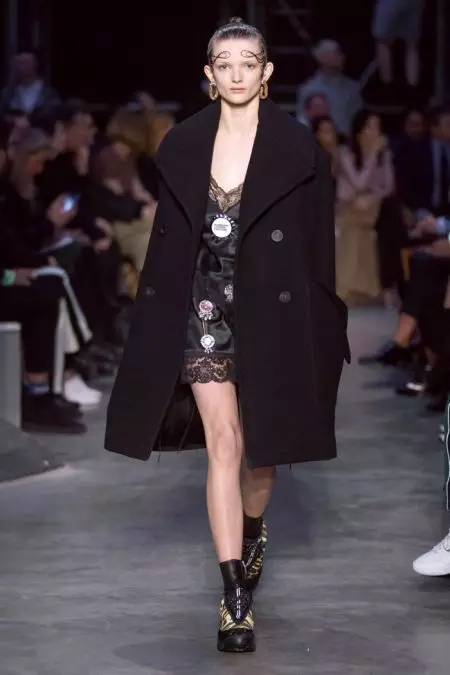 Burberry levert contrast voor herfst 2019