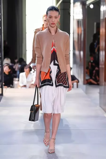 ຄໍເລັກຊັນ Spring 2019 ຂອງ Burberry ເປີດເຜີຍວິໄສທັດໃໝ່