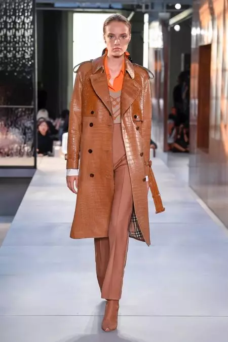 የ Burberry's Spring 2019 ስብስብ አዲስ ራዕይን ያሳያል