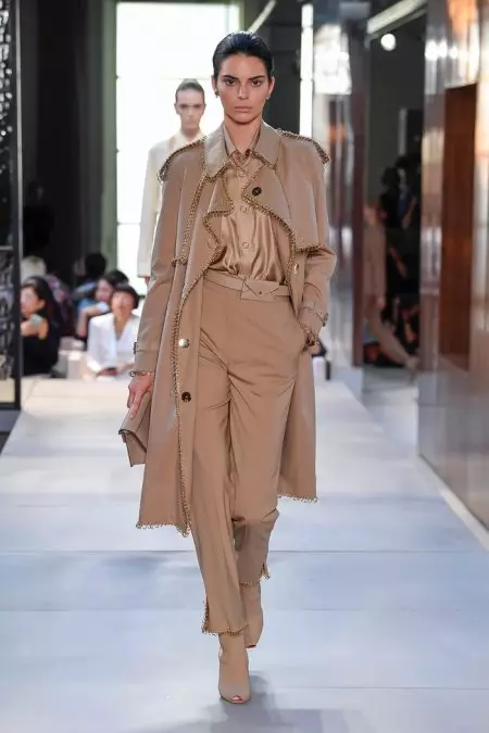 Koleksi Burberry's Spring 2019 Ngumumake Visi Anyar