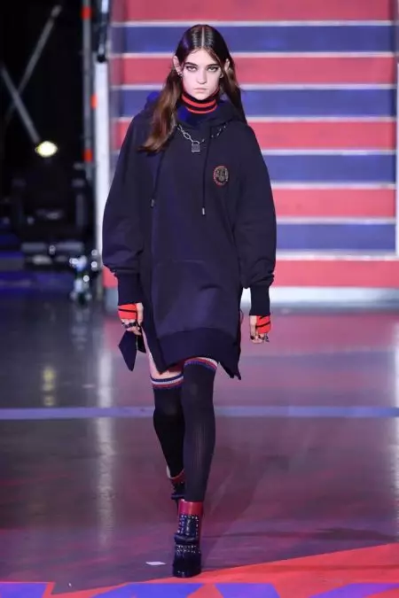 Tommy Hilfiger Channels Grunge Vibes miaraka amin'ny Fararano 2017 Collection