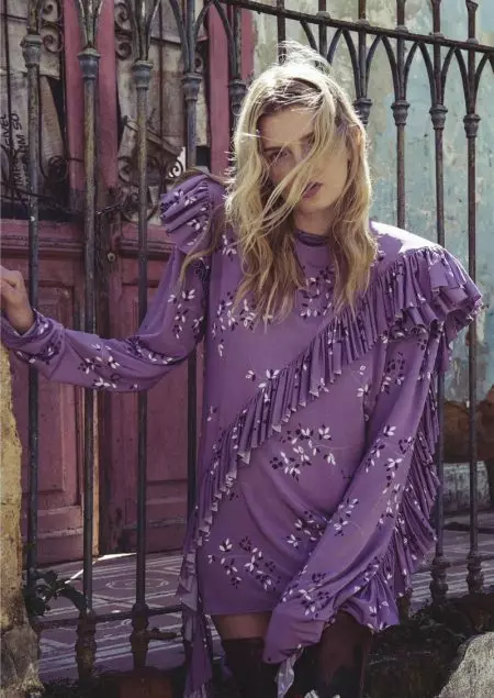 Lily Donaldson brengt herfstcollecties naar Rio voor Vogue Australia