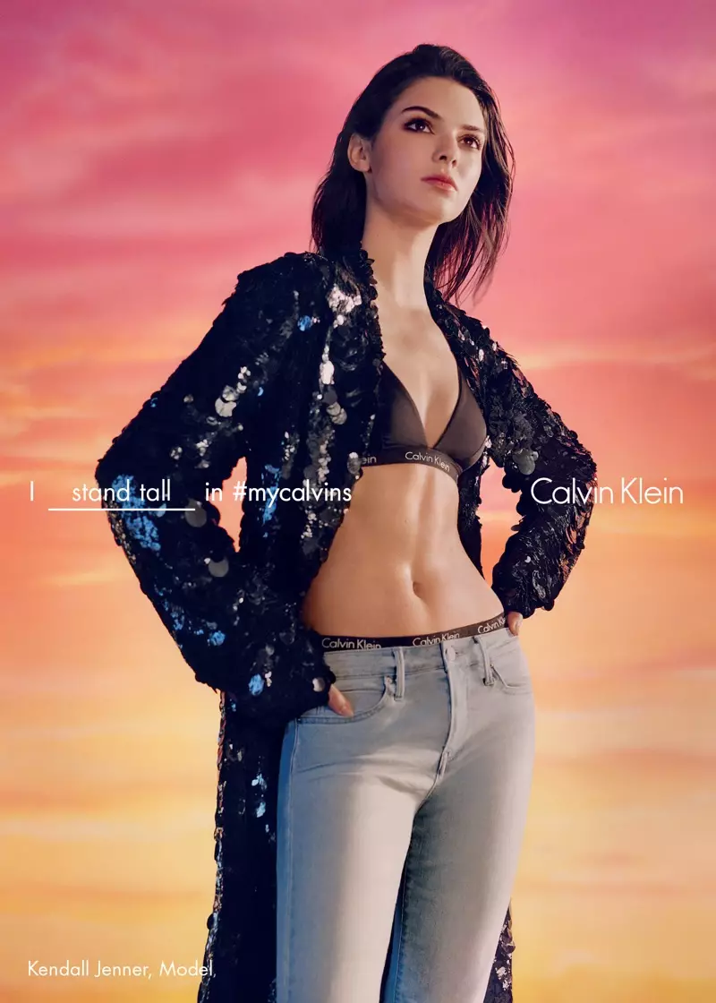 Kendall Jenner ដើរតួក្នុងយុទ្ធនាការនិទាឃរដូវឆ្នាំ 2016 របស់ Calvin Klein