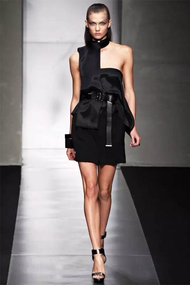 Gianfranco Ferré Musim Semi 2012 | Pekan Mode Milan