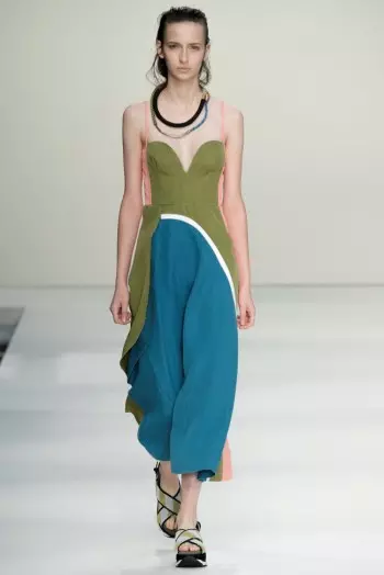 Marni Printemps 2015 : Le monde des fleurs